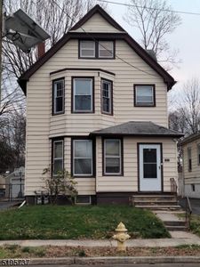 1955 Lufberry St, Rahway, NJ, 07065