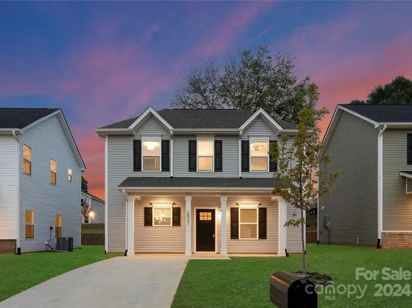 4225 Whispering Oaks Dr, Charlotte, NC 28213