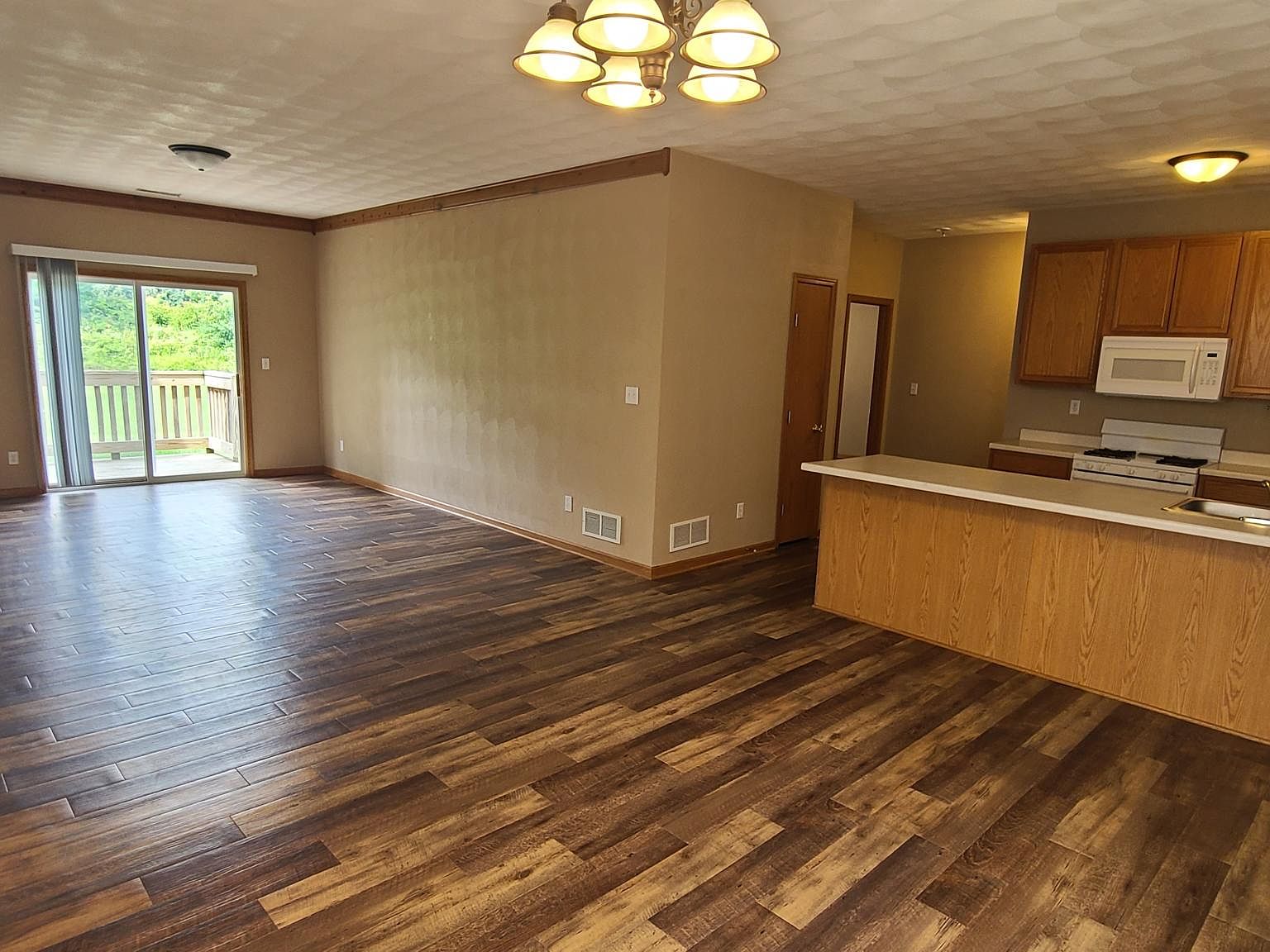 10318 Metalmark Ln UNIT 2, Roscoe, IL 61073 Zillow