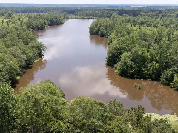11100 Julius Tucker Memorial Dr, Collinsville, MS 39325