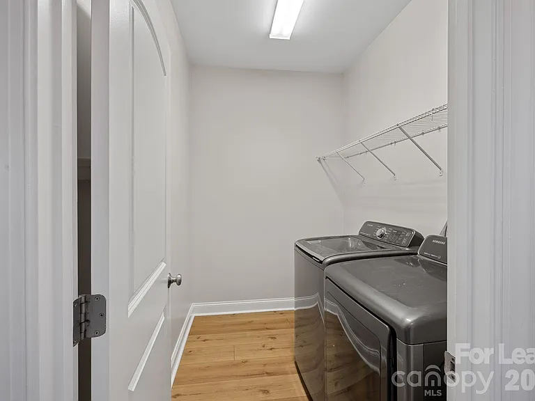 2503 Gallery Dr — Photo 10