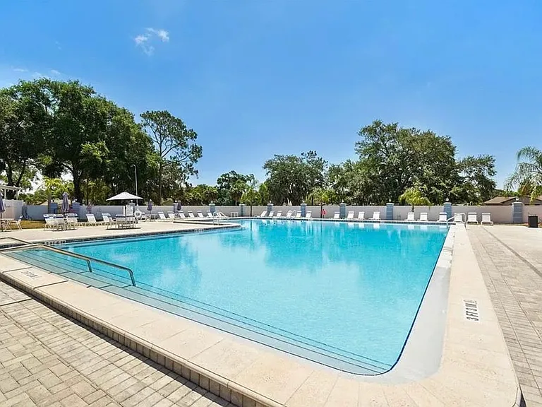 4414 Venice Dr — Photo 29