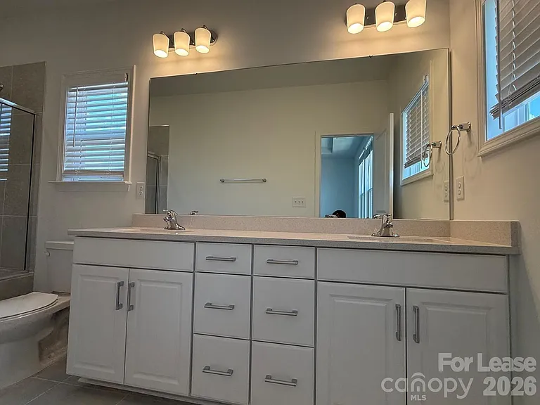 2143 Hawksworth Ln — Photo 15