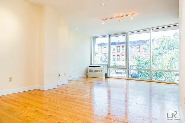 Rented by Urban Realty NYC | media 79