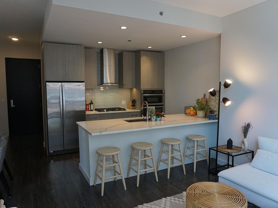 1st image of 660 N Wells St #1809