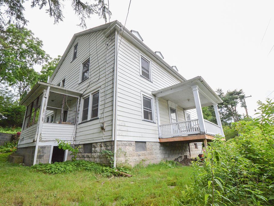 1st image of 157 S Pioneer Ave