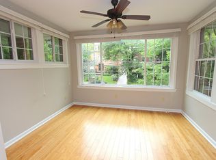 5644 Northumberland St, Pittsburgh, PA 15217