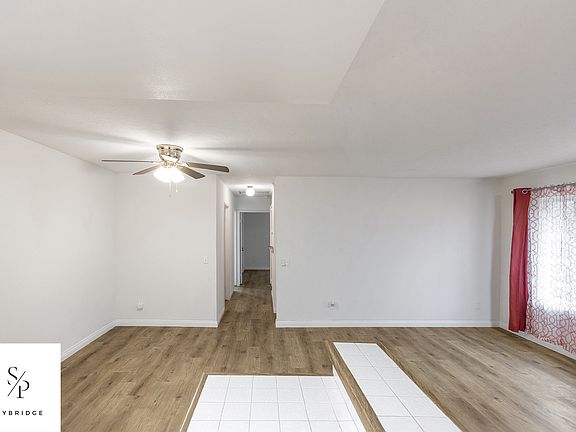 4th image of 21680 Laurelrim Dr Unit A