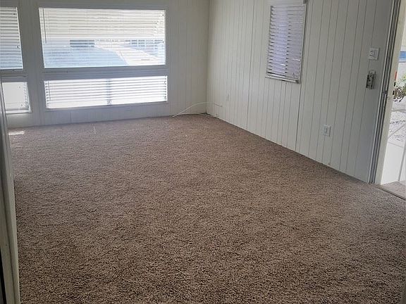2nd image of 1580 Vista Grande Dr