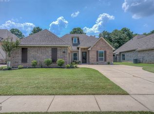 107 Caiden Dr, Benton, LA 71006