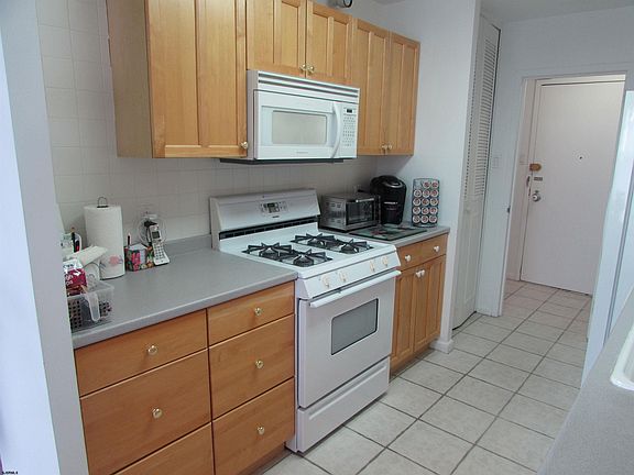 5th image of 101 S Plaza Pl APT 1408