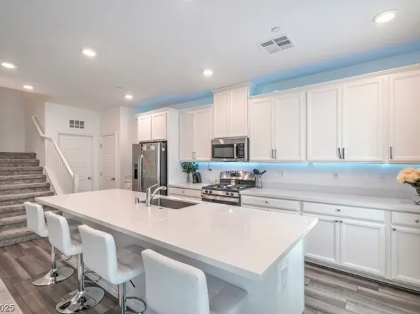 7318 N Decatur Blvd #4, Las Vegas, NV 89131