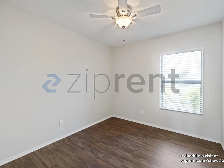 3858 E Dahlia Dr — Photo 14