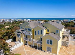 573 Trolling Ln, Corolla, NC 27927