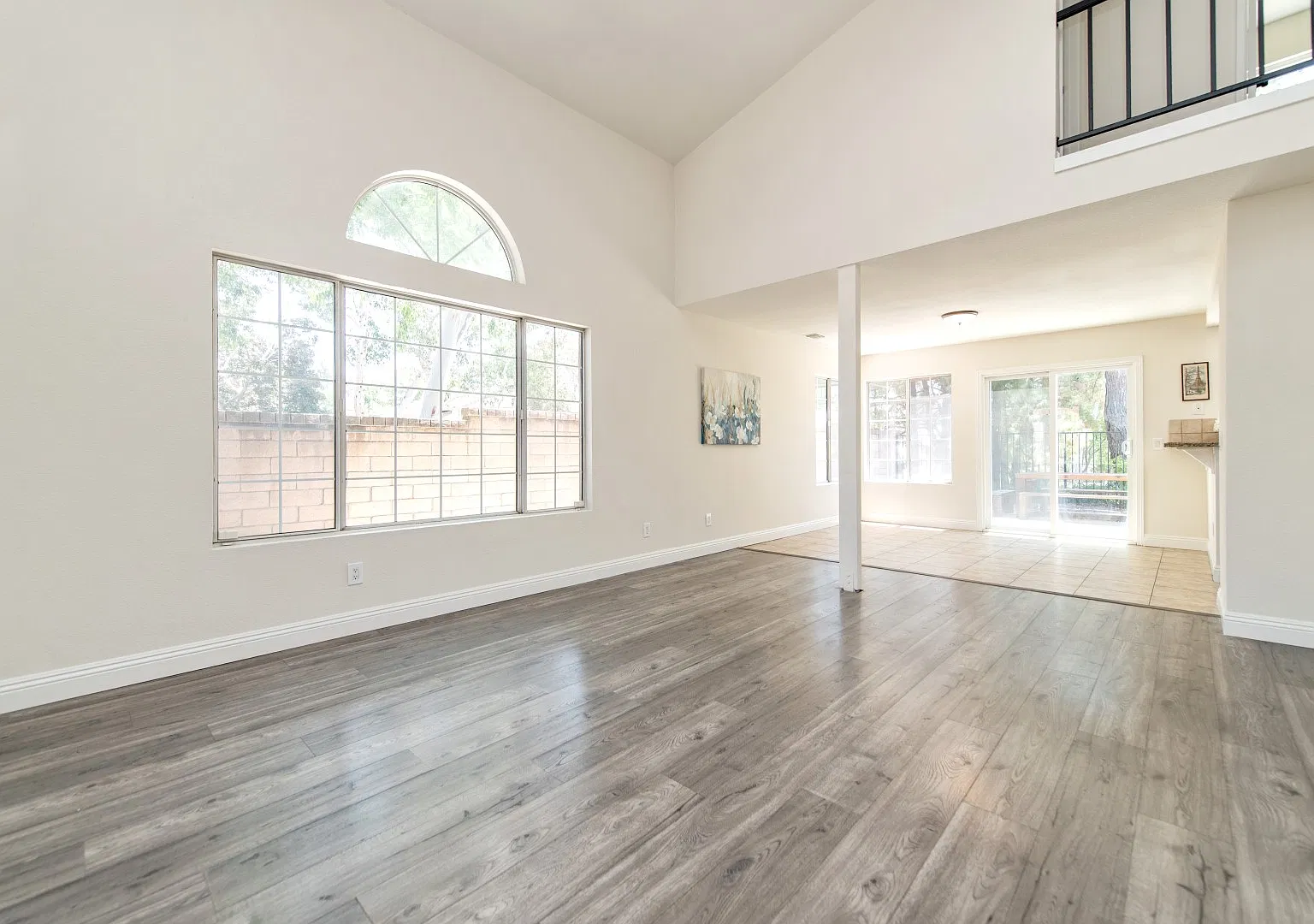 11157 Charleston St — Photo 2