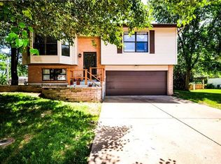 1740 Parkside Pl, Imperial, MO 63052