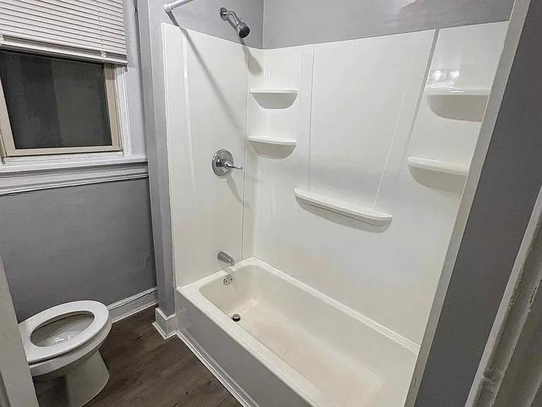 2727 Harris Ave #2 — Photo 8