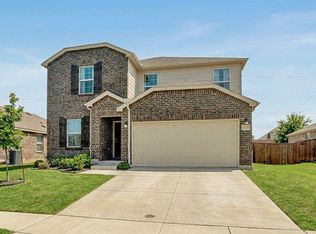 1340 Waggoner Dr, Aubrey, TX 76227