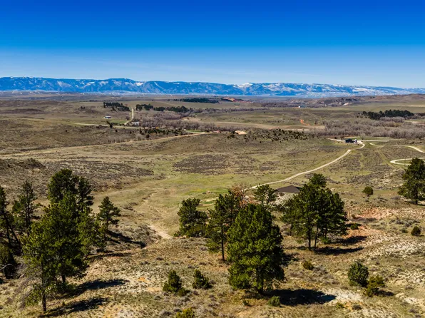 823 Decker Rd, Sheridan, WY 82801