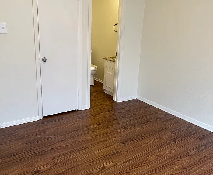 3208 Matthews Dr — Photo 10