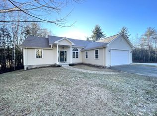 24 Snowberry Ln, Palermo, ME 04354