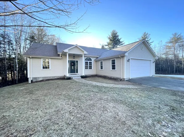 24 Snowberry Lane, Palermo, ME 04354