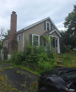 568 Andrews Ave, Saint Louis, MO, 63122