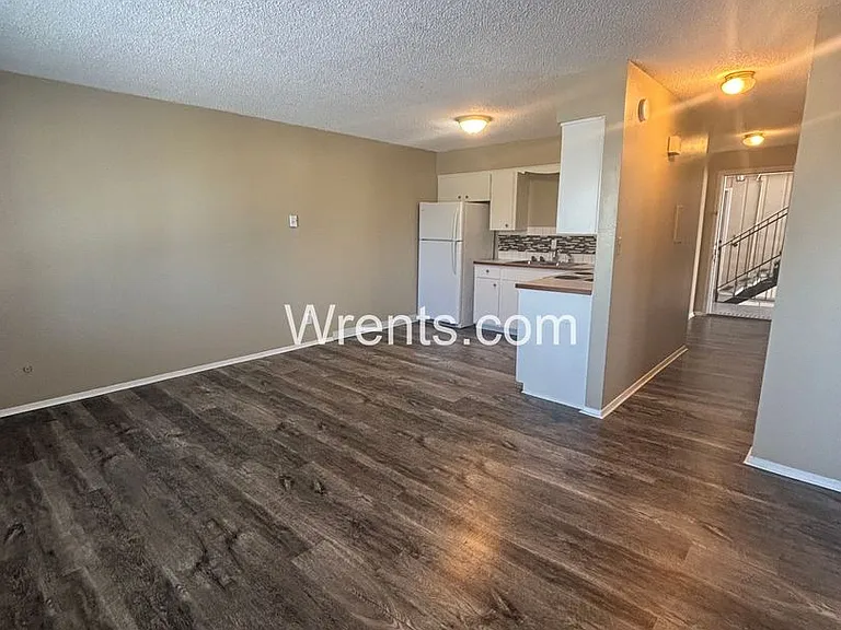 2106 W 1st Ave — Photo 13