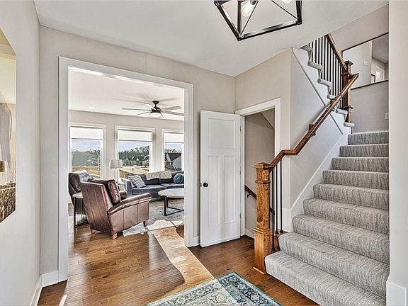 3rd image of 12934 Sloan Ave