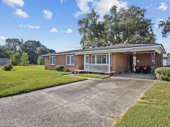 102 Antigua Dr, Lafayette, LA 70503