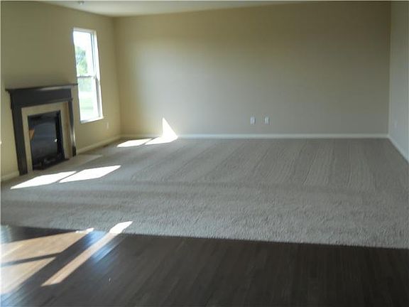 4th image of 178 Mannaseh Dr #45