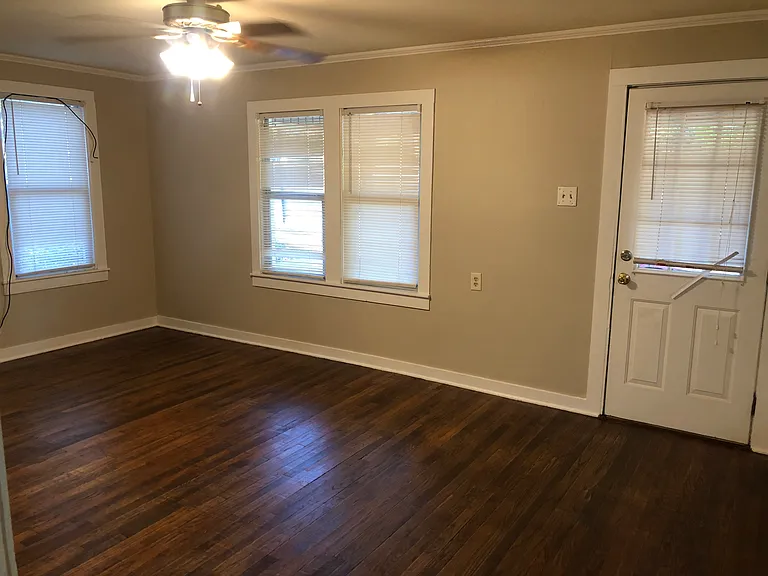 236 Bowie St — Photo 7