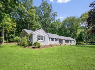 73 Wepawaug Rd, Woodbridge, CT 06525
