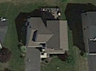 941 Sapphire Flame Dr, Delaware, OH