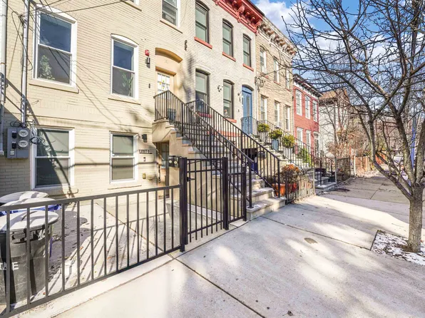 161 Pine St #1, Jersey City, NJ 07304