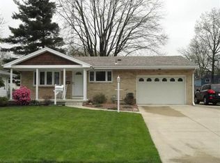 6158 Herst Rd, Toledo, OH 43613