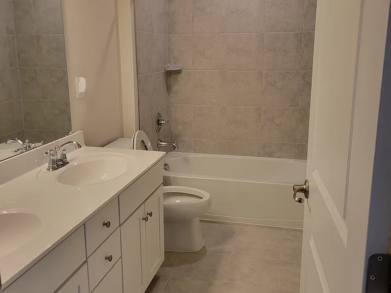 1009 Headquarters Way — Photo 13