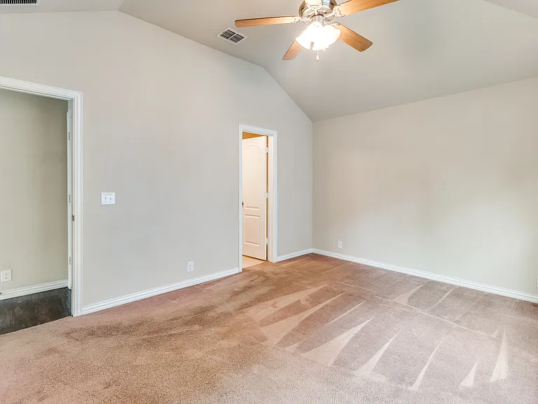 4920 Lemon Grove Dr — Photo 15