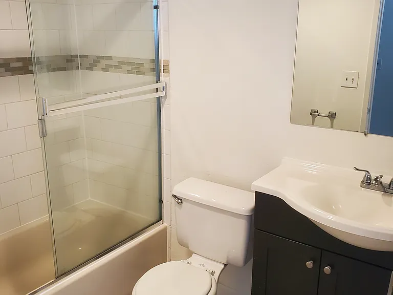731 S Detroit St #302 — Photo 9