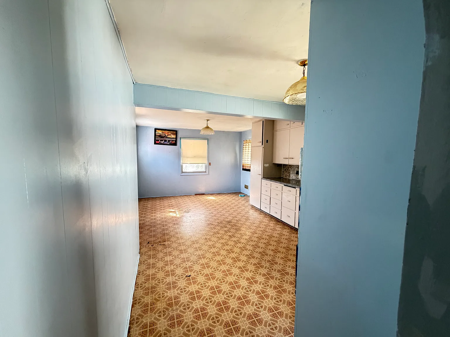 4 bed, 1.5 bath, 1743 sqft, $1,700 — Photo 4
