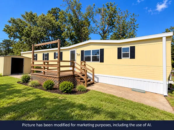 139 Hubert Blvd, Hubert, NC