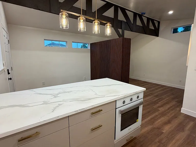 354 Fuller Ave #B — Photo 13