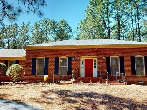 46 Martin Dr, Whispering Pines, NC 28327