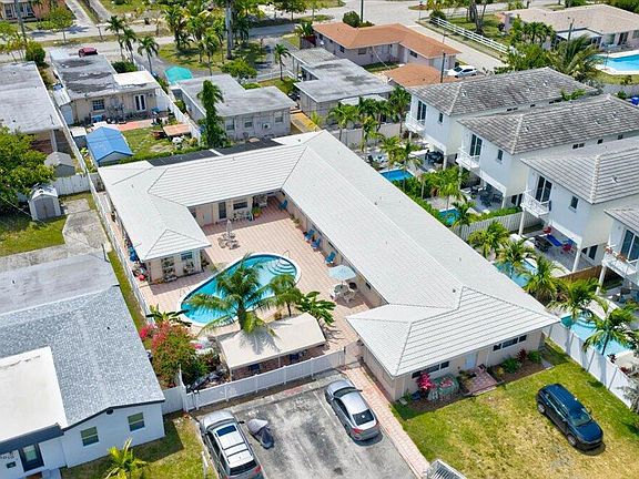 4th image of 1016 N 16th Avenue #3