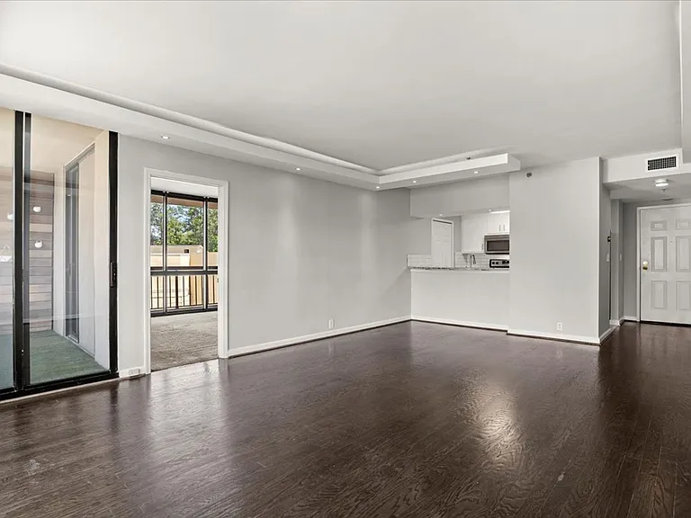 3481 Lakeside Dr NE #1007 — Photo 9