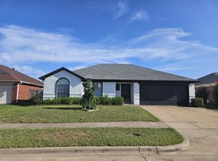 3608 Palmer Ct, Arlington, TX 76014