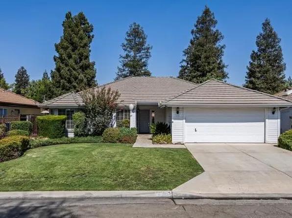 6292 N Selland Ave, Fresno, CA 93711