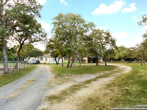 3rd image of 1169 County Road 331