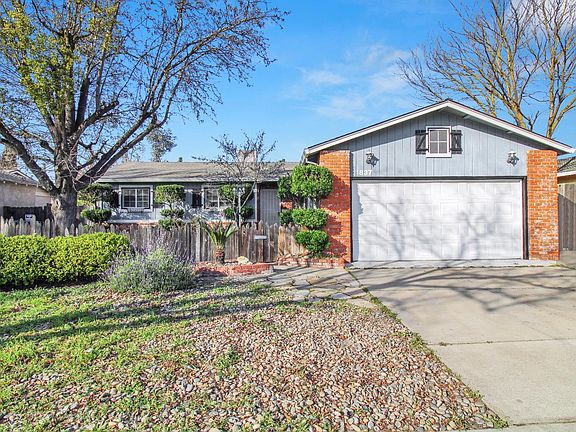 4th image of 1837 Celeste Dr