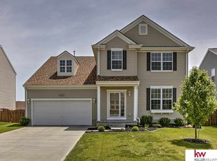 8829 S 163rd St, Omaha, NE 68136